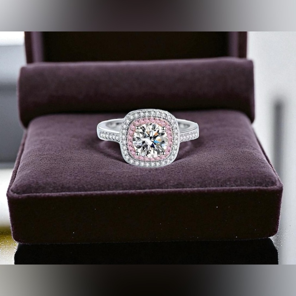 1 CT Moissanite Ring Over S925 With Certificate.